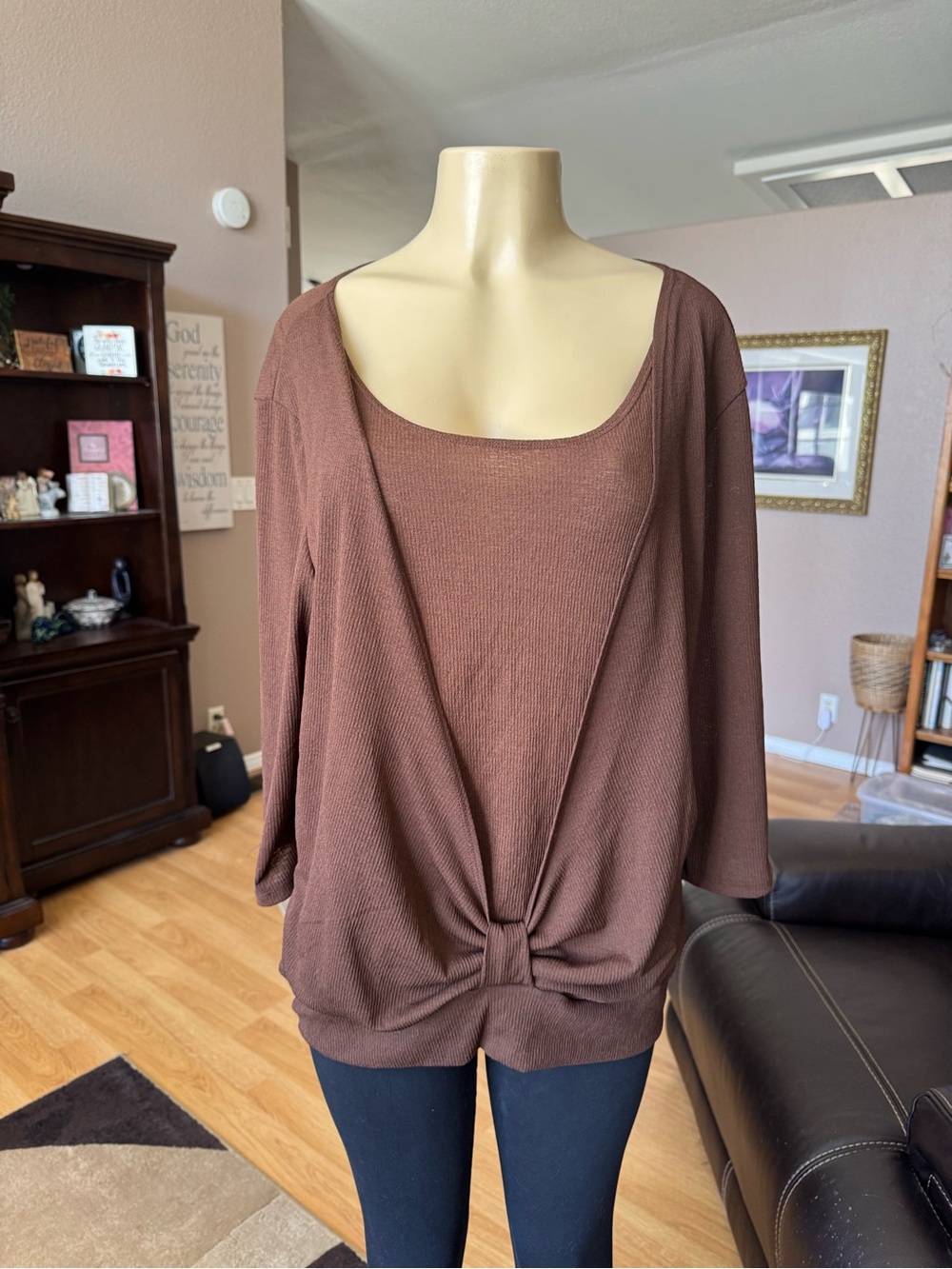 Liz in LA brown twist front detail scoop neck blouse-size 1X